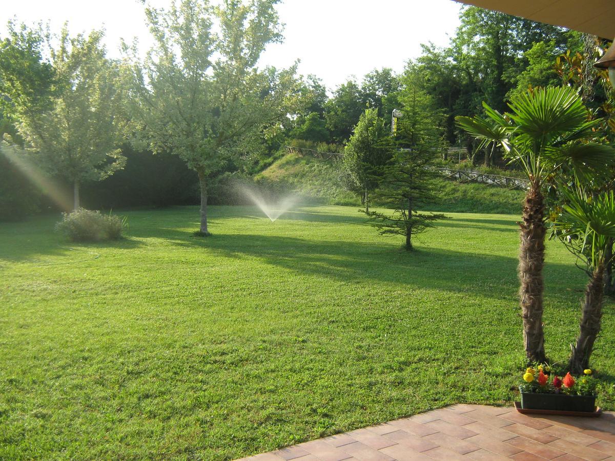 B & B Oasi Rosciano  ภายนอก รูปภาพ