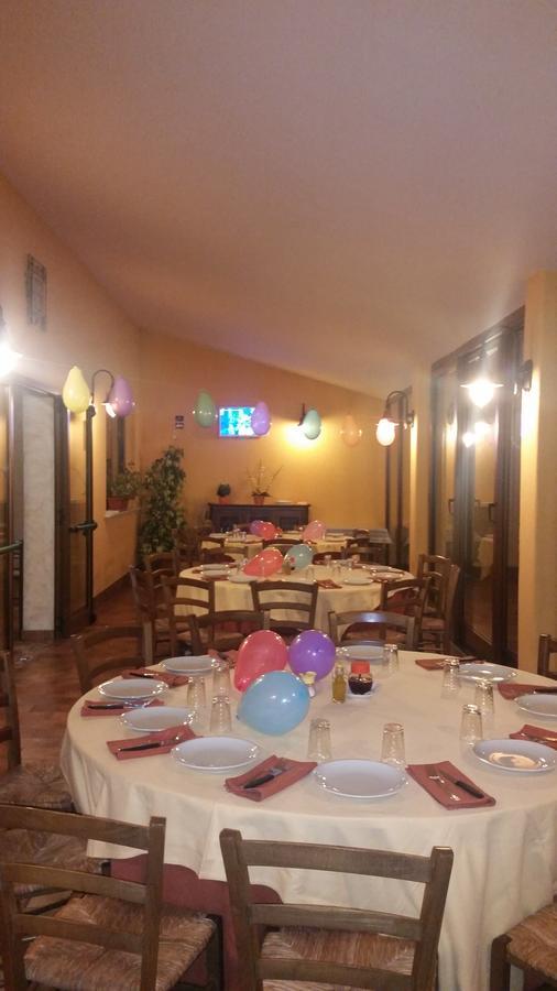B & B Oasi Rosciano  ภายนอก รูปภาพ