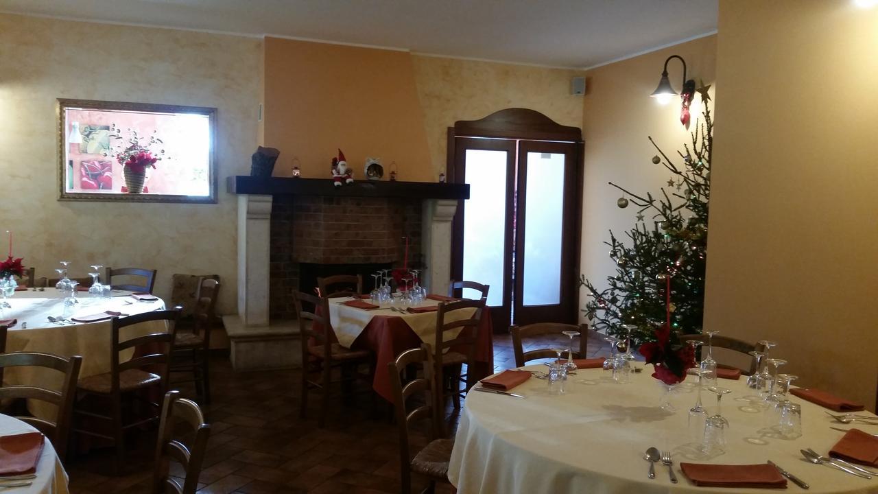 B & B Oasi Rosciano  ภายนอก รูปภาพ