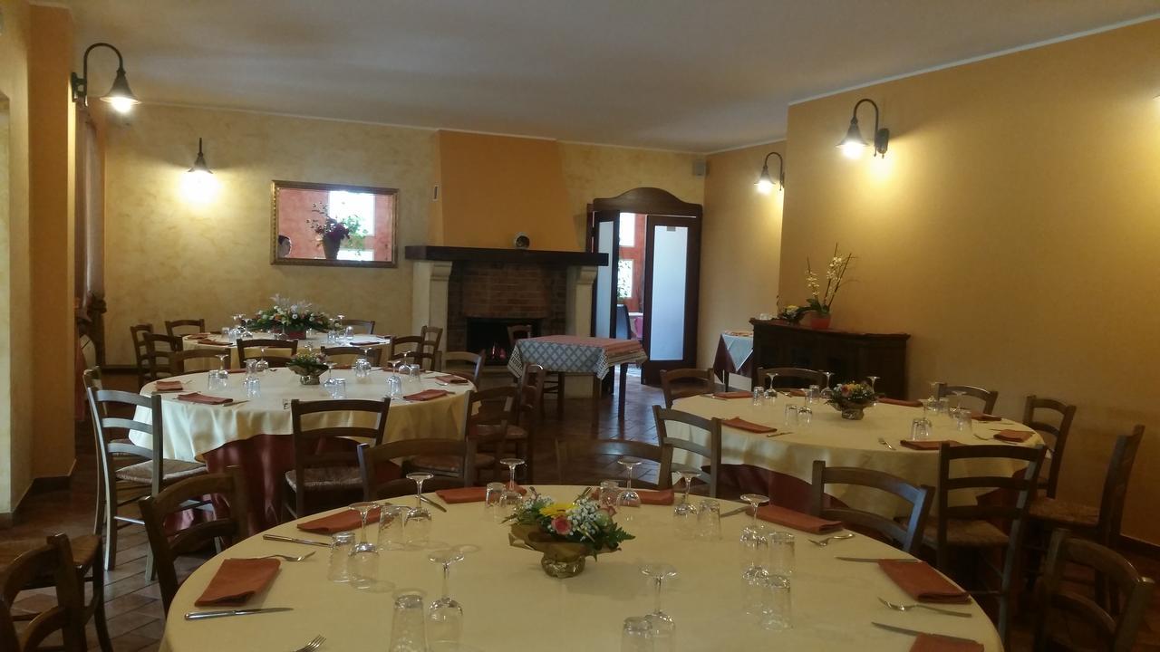 B & B Oasi Rosciano  ภายนอก รูปภาพ