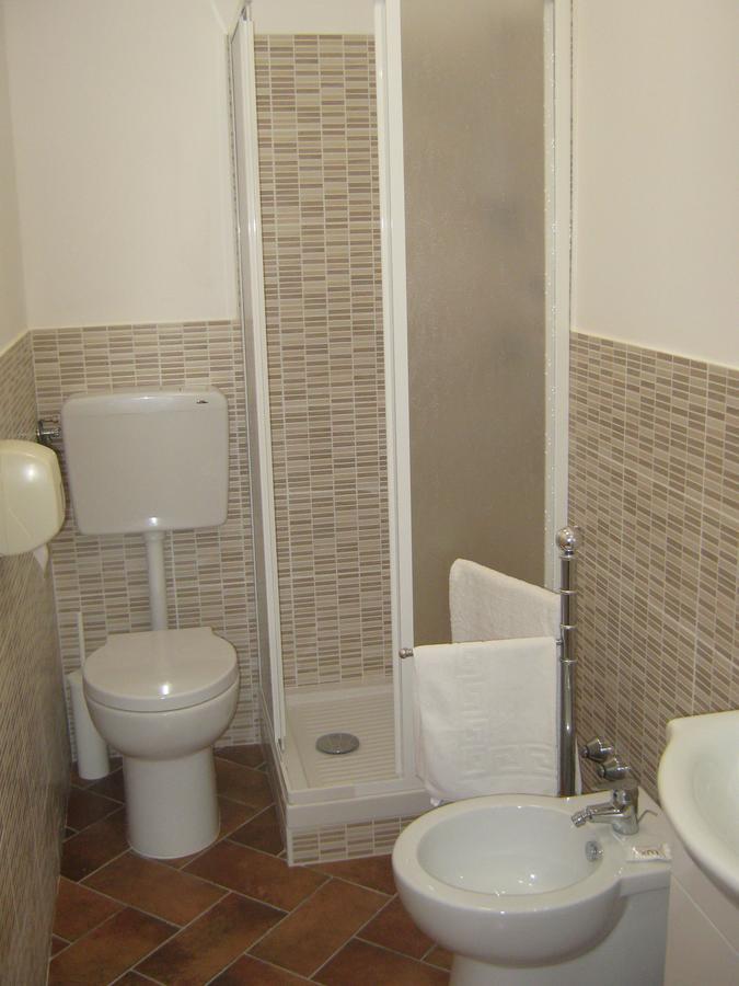 B & B Oasi Rosciano  ภายนอก รูปภาพ